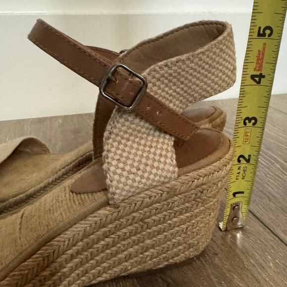 LUCKY BRAND Kavelli Wedge Sandal SZ 8 - Picture 7 of 9